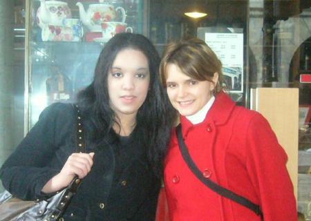 Nous voil� toutes les deux