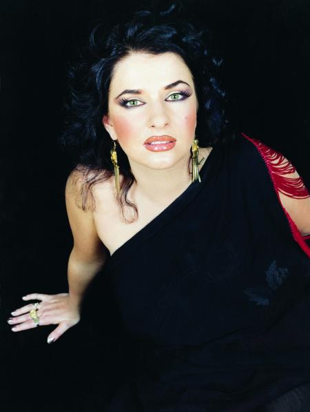 Natacha Atlas (presentation)